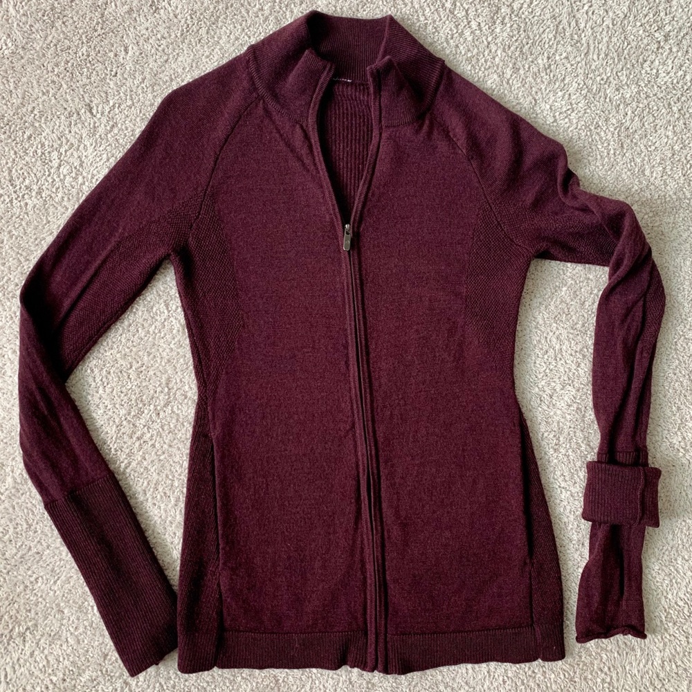 Lululemon long sleeve lightweight sweater
